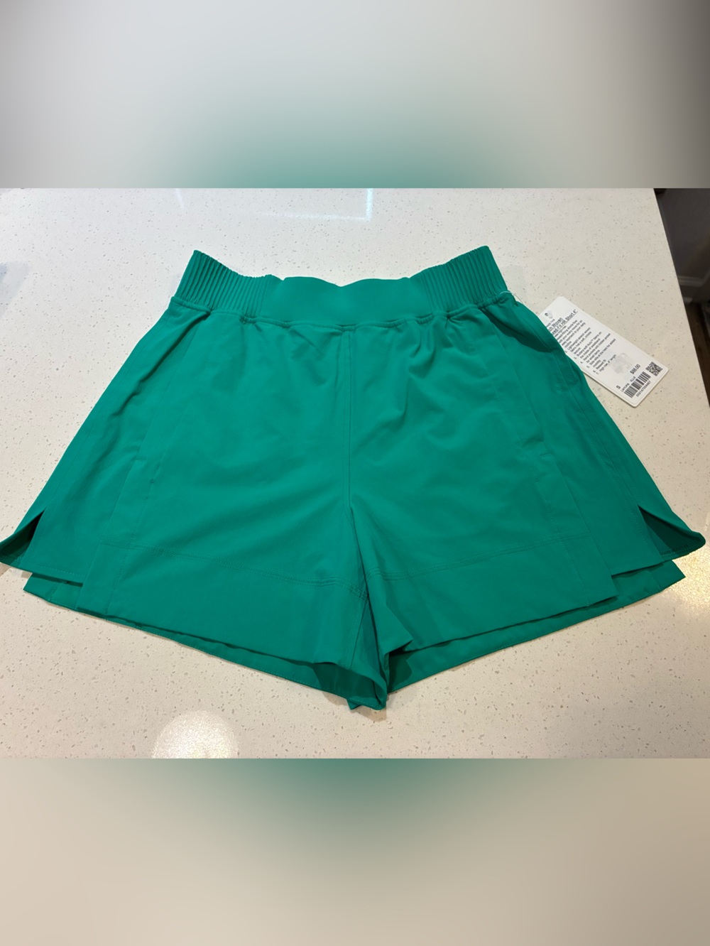 *Final Price*🆕 Lululemon Stretch Woven Relaxed-Fit High-Rise Short 4"Kelly Green - Picture 6 of 8